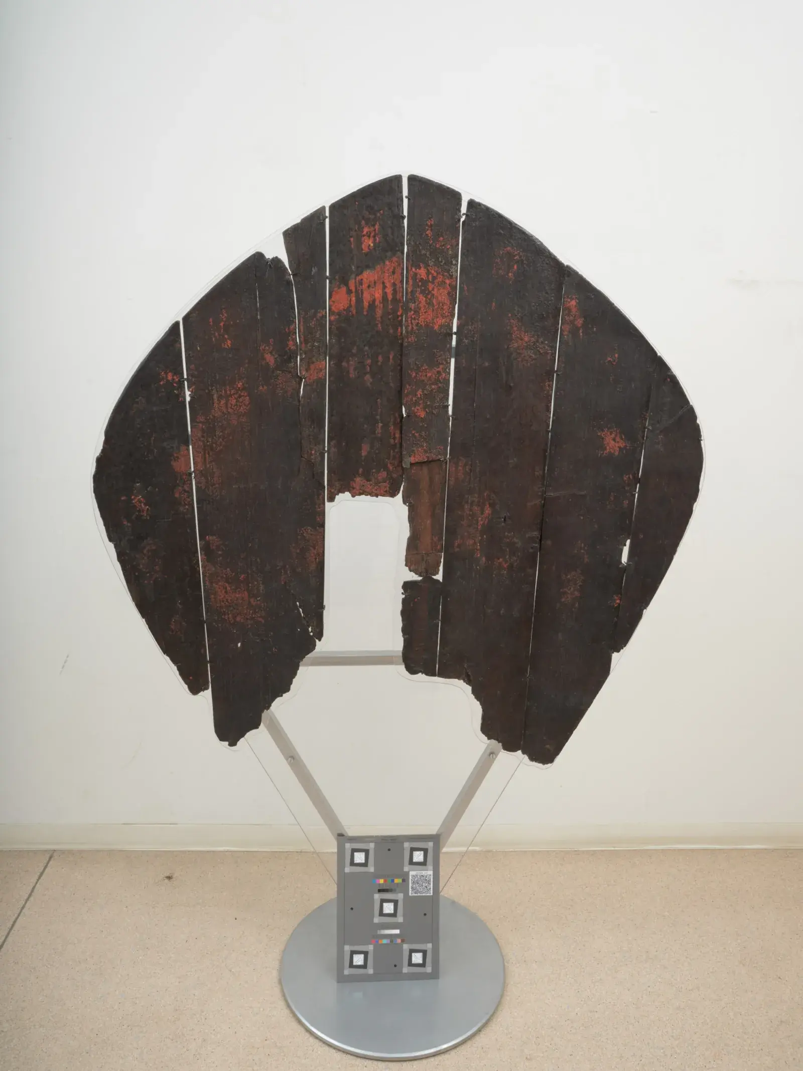 How Were Medieval Shields Painted? Paints, Pigments and the Medieval Shield Surface